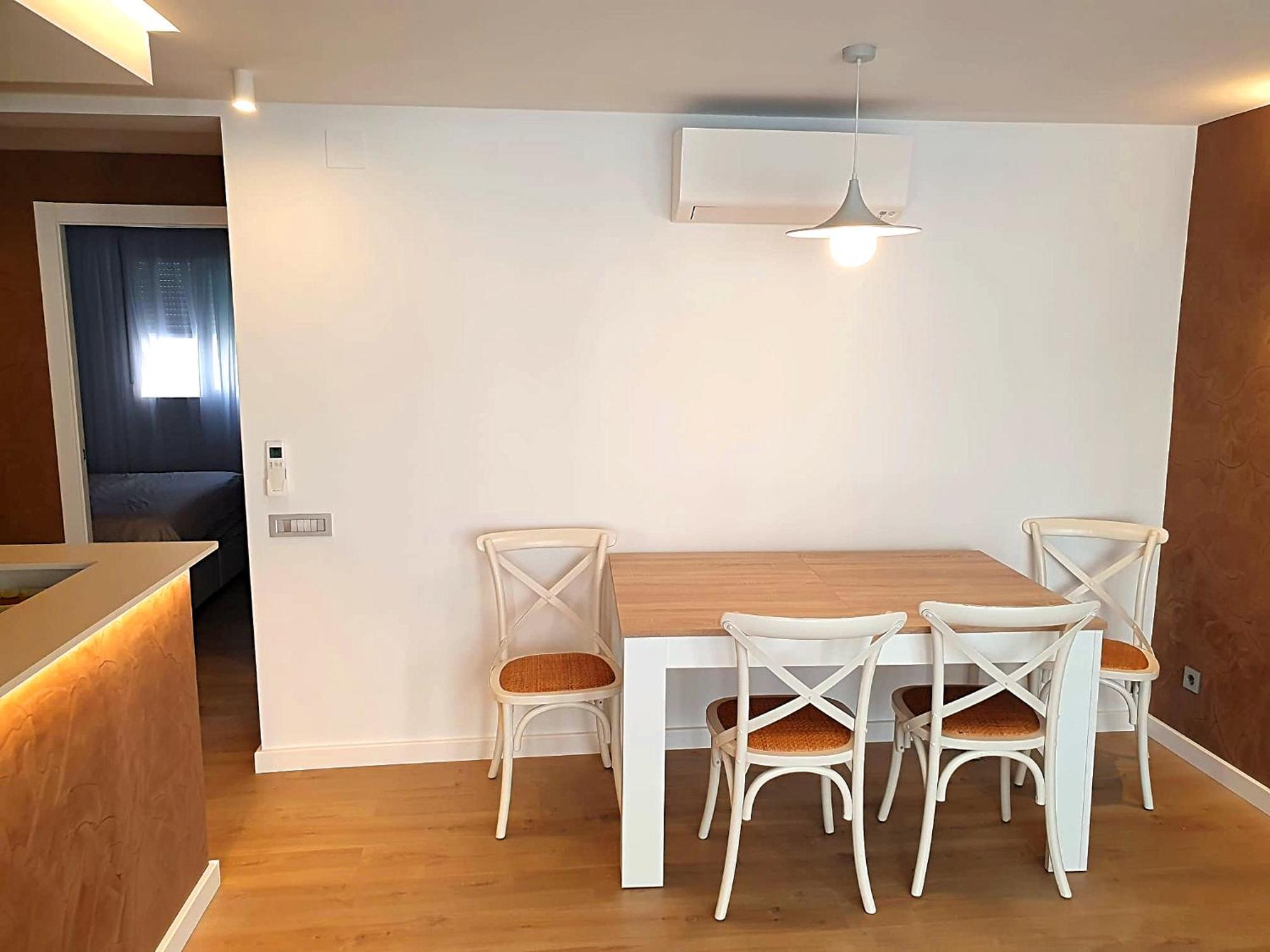 First Line Beach Beautiful Two Bedrooms ベニドルム エクステリア 写真